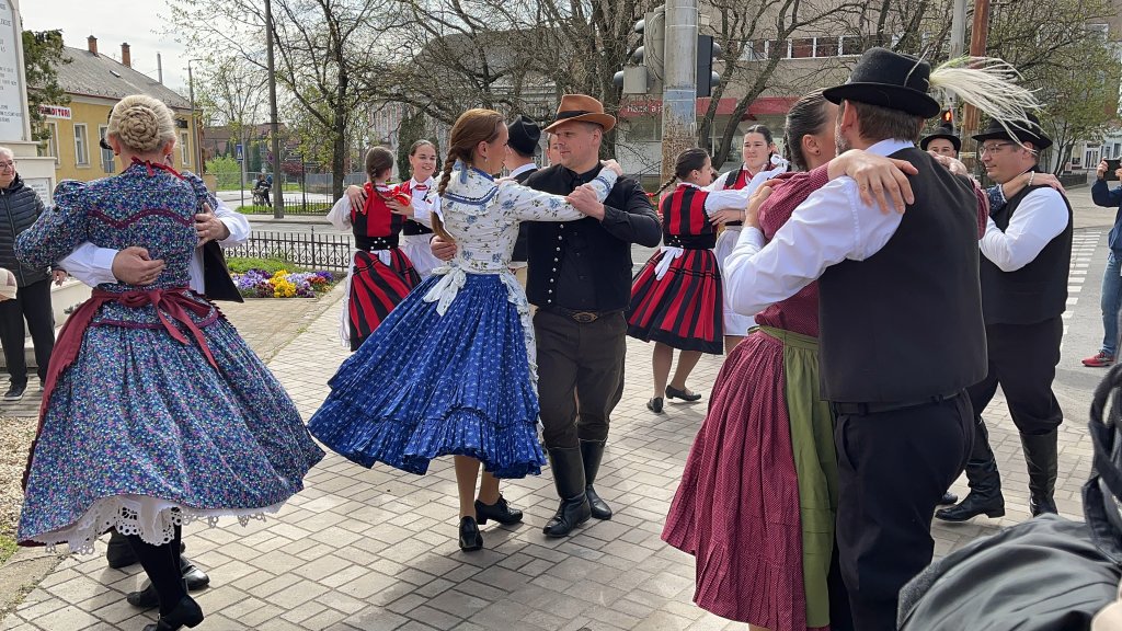 Flashmob az istentisztelet előtt11